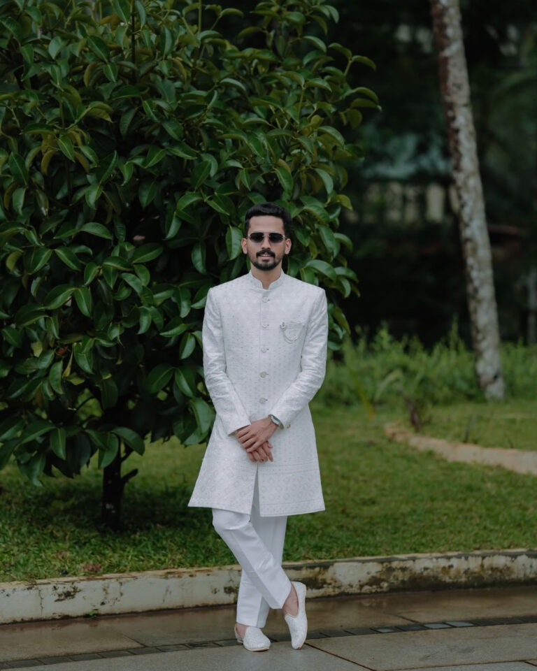 GROOM SUHAIL