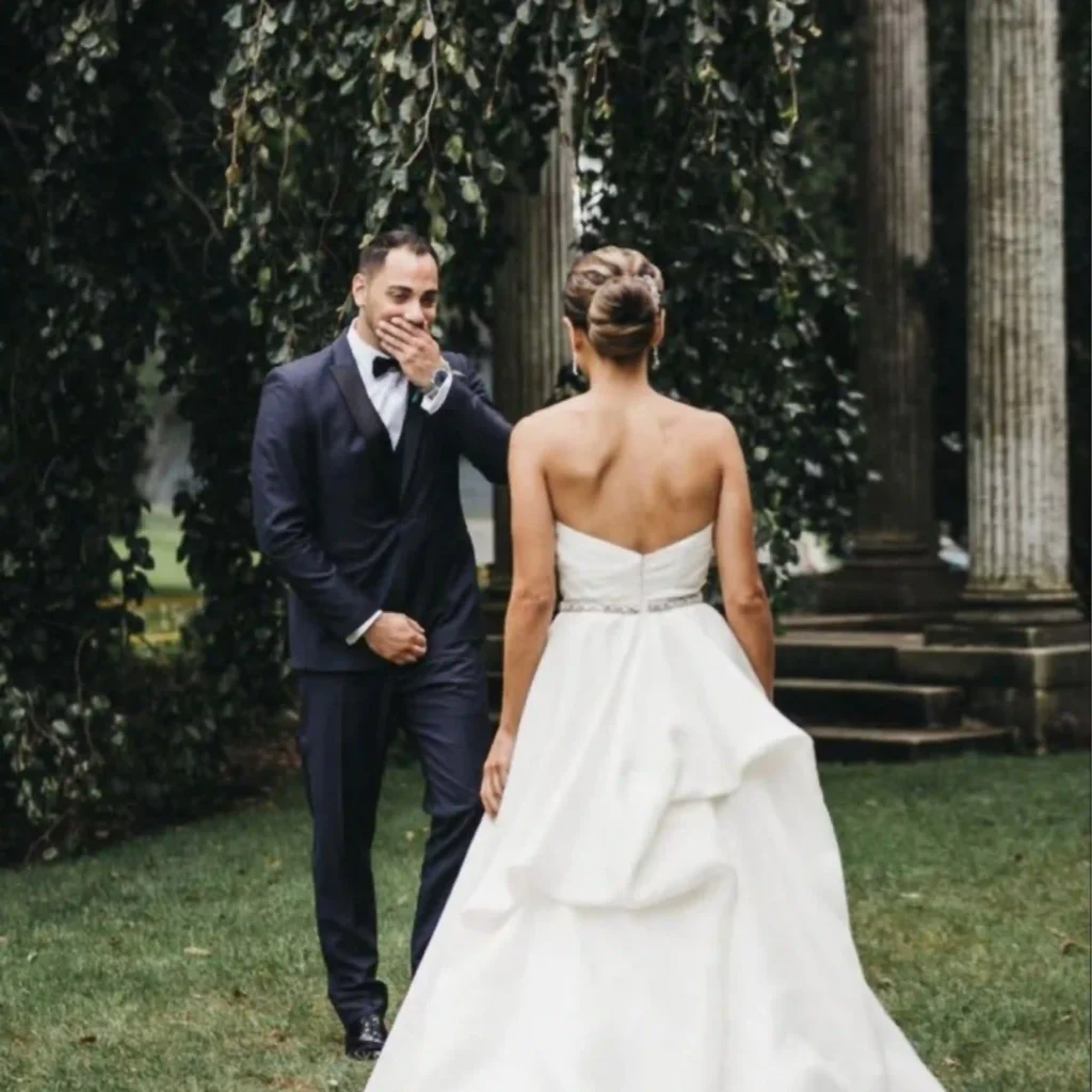 wedding photography in calicut , bride surprising groom